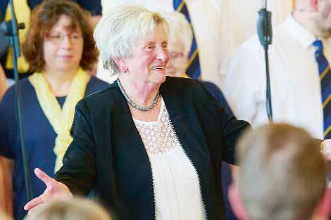 Chorleiterin Heidemarie Korb